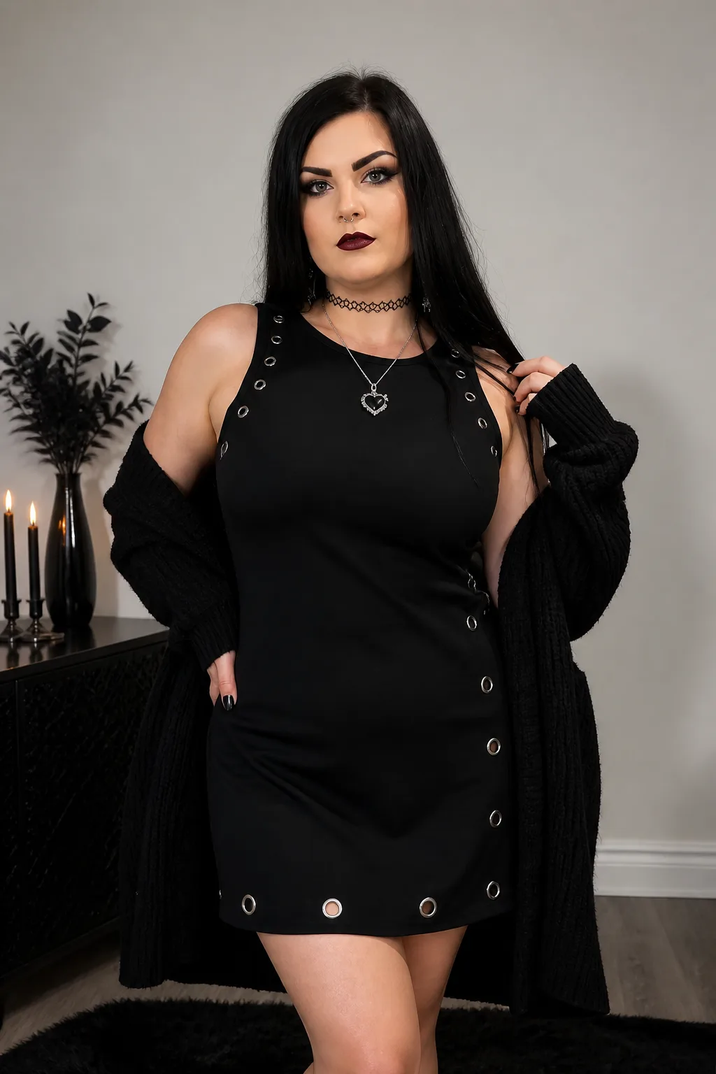Chic corporate-goth style inspiration for plus sizes
