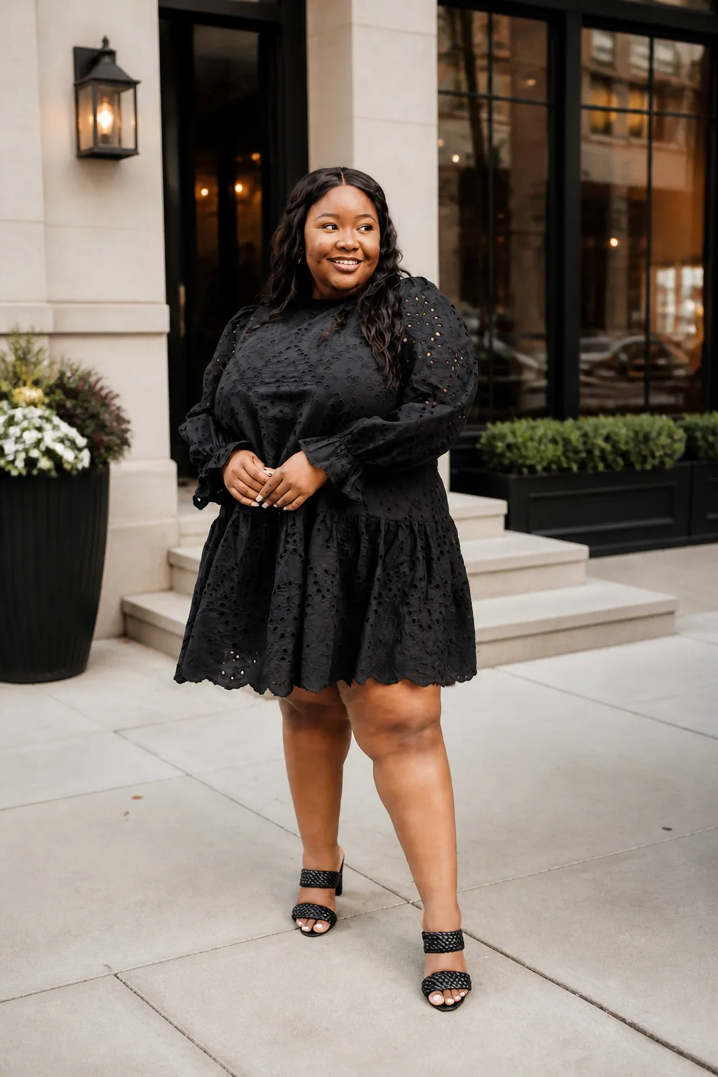 Chic &amp; Elegant Black Dress