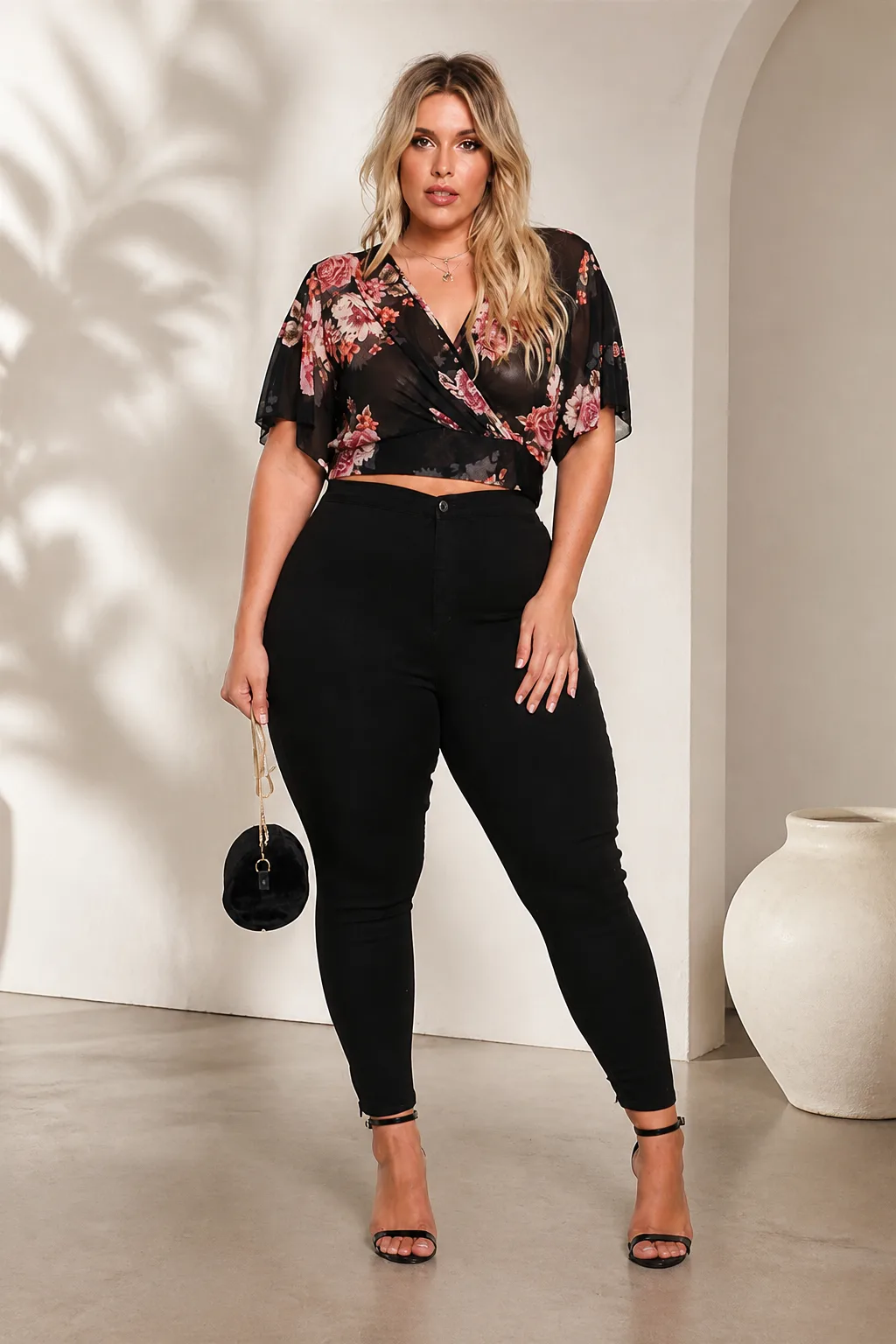 Chic Floral Wrap Top and Skinny Jeans Date Night Look