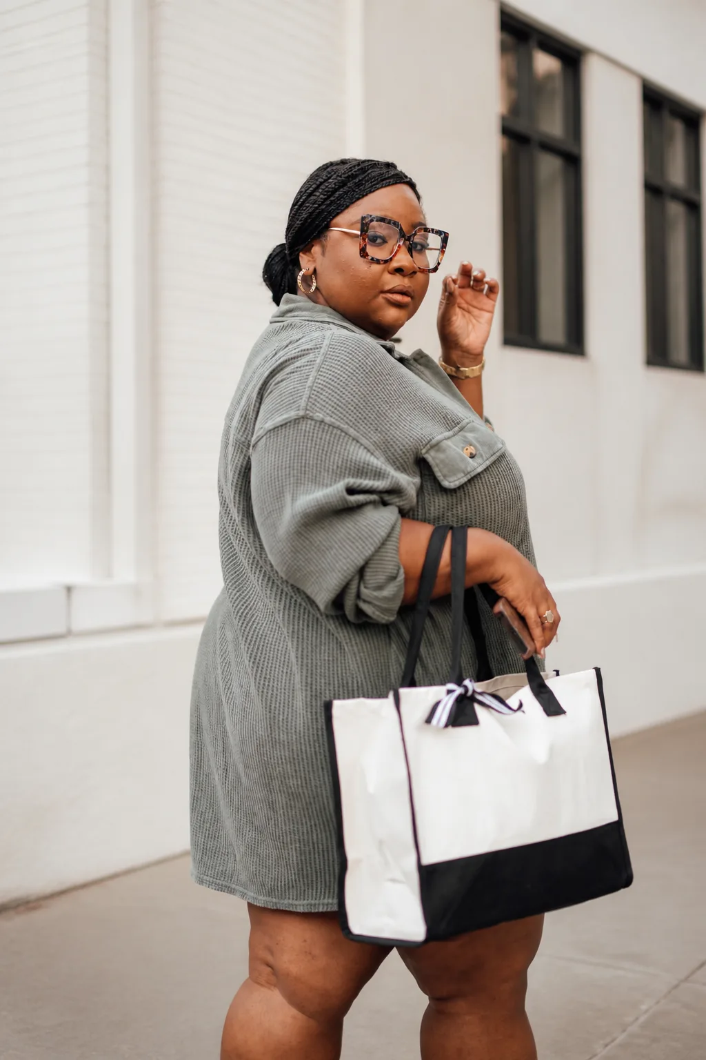 Chic Oversized Shirt Dress Look