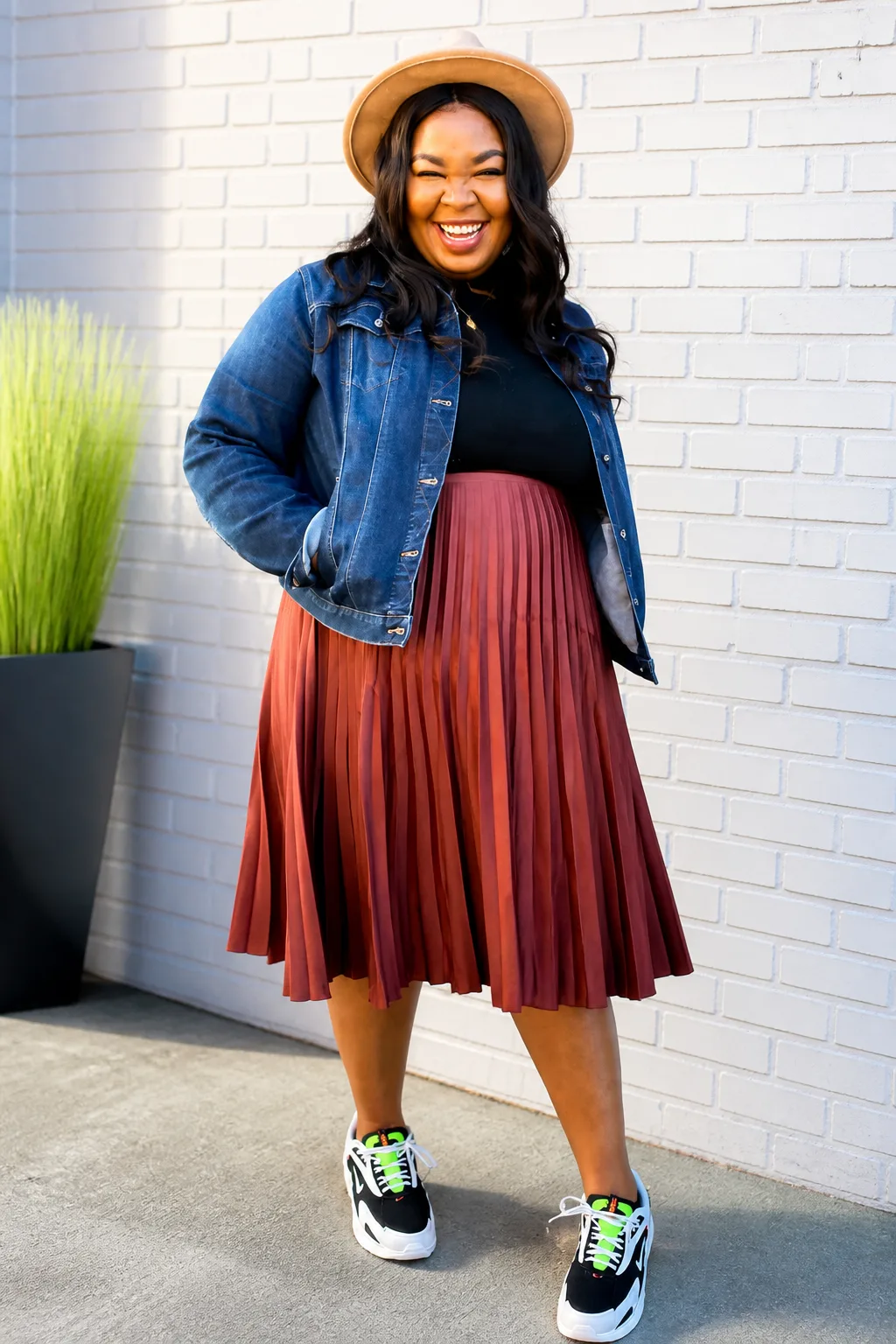 Colorful Pleated Skirt Autumn Look
