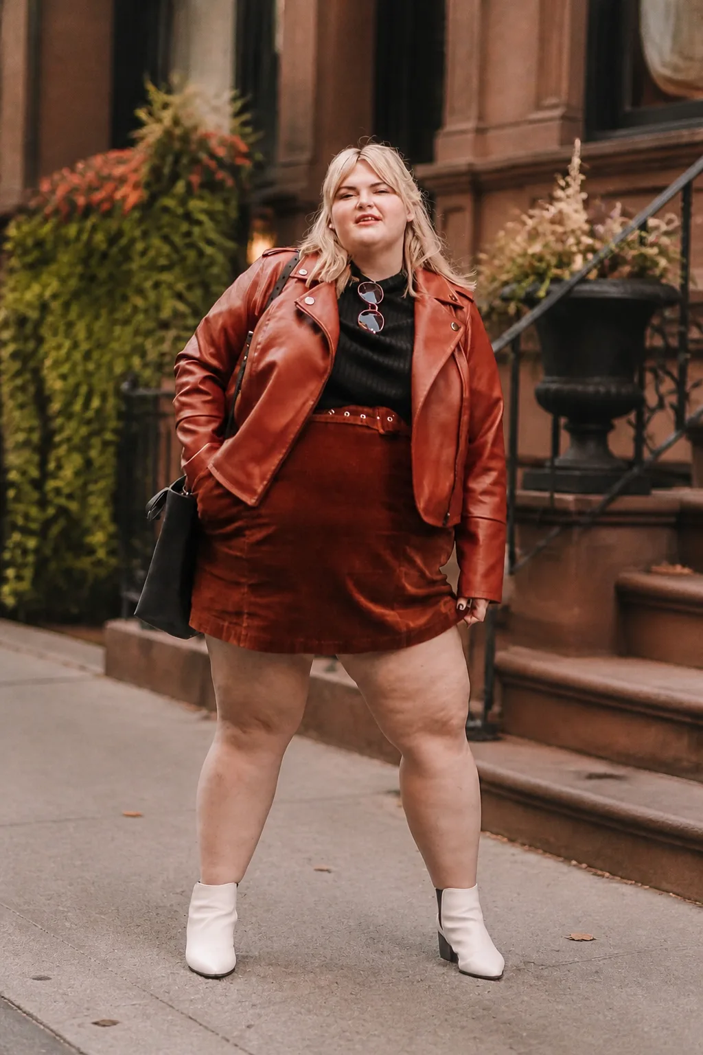 Edgy Autumn Leather Jacket Look
