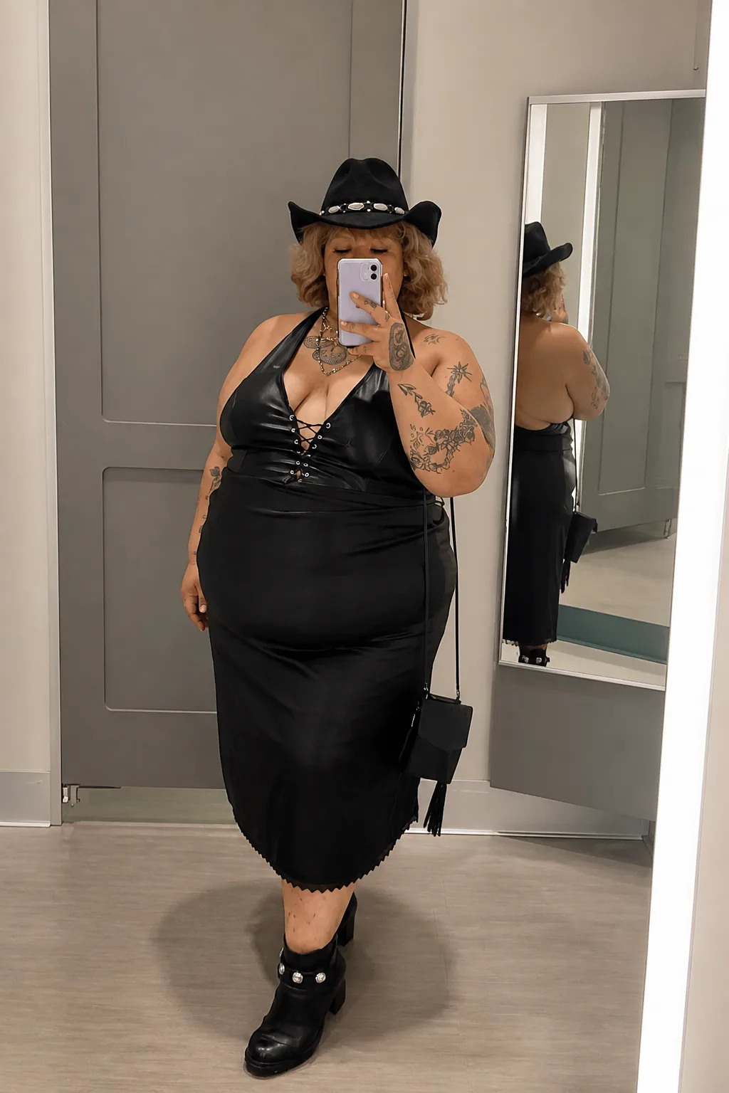 Edgy Plus Size Cowgirl Style