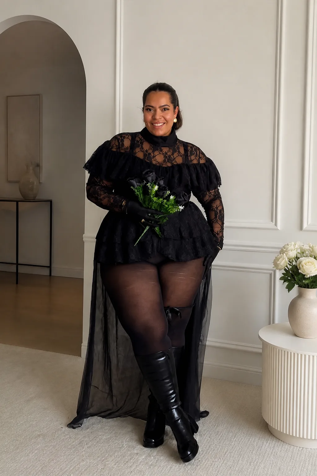 Elegant Black Lace Plus-Size Costume