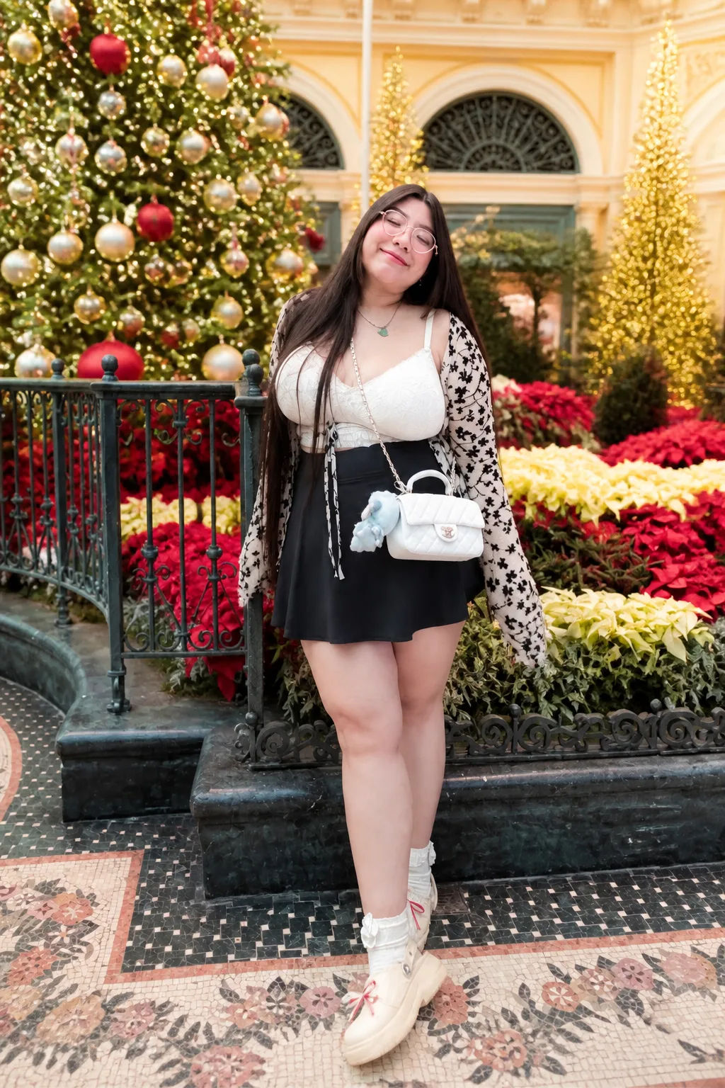 Festive Holiday Inspired Outfit Idea