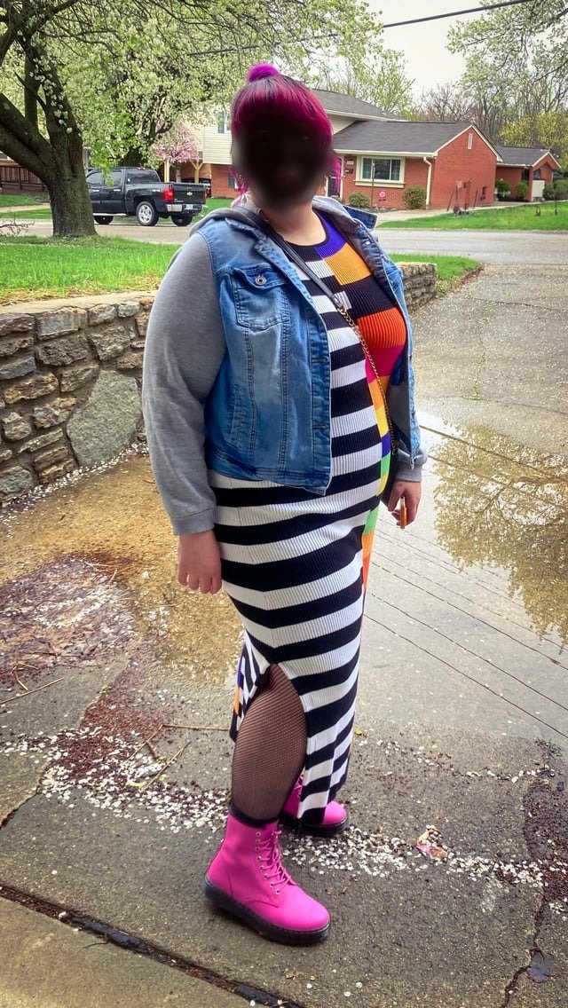 Source: https://www.reddit.com/r/PlusSizeFashion/comments/1knccbq/eclectic_outfits/