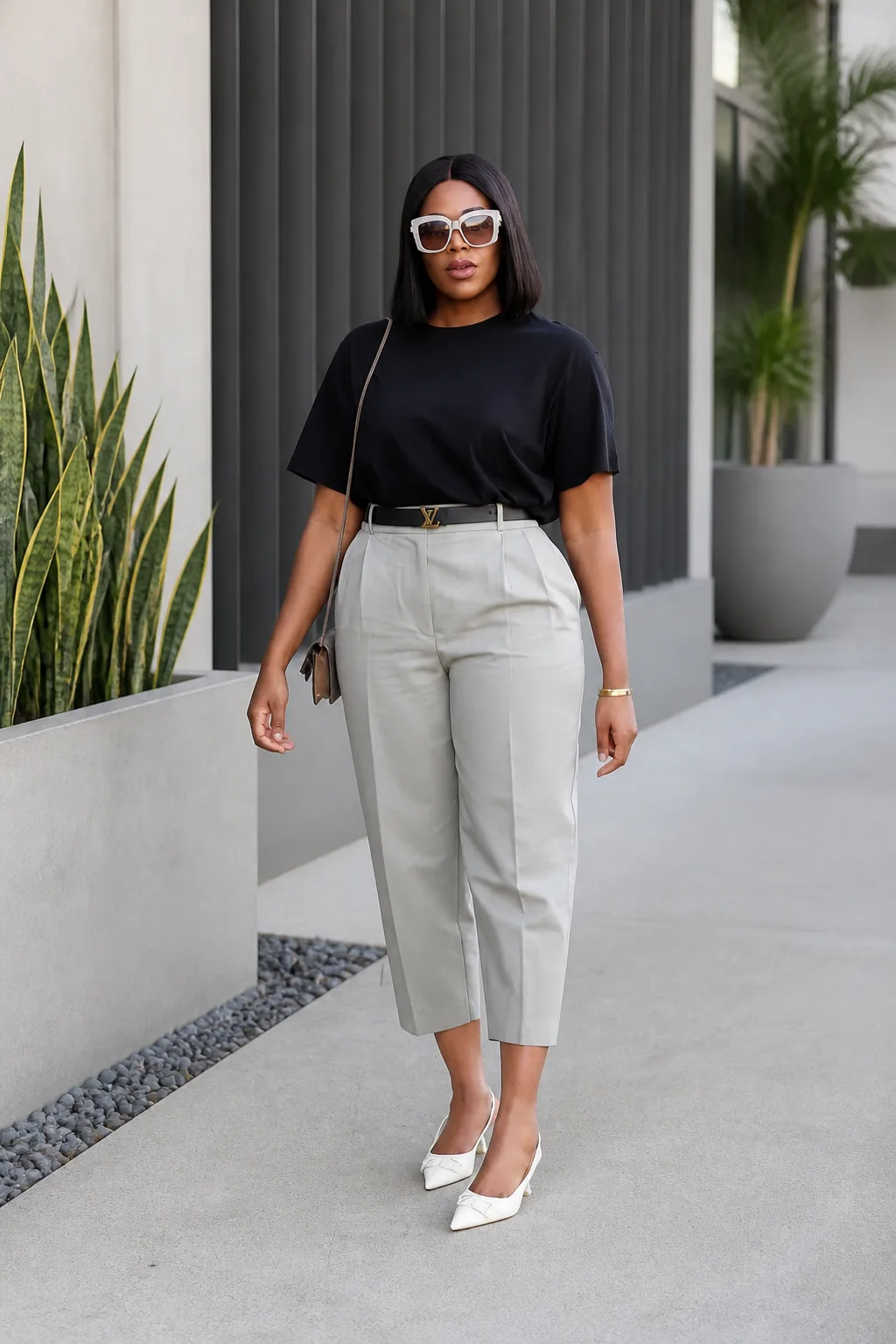 Polished T-shirt and Trousers Office Look