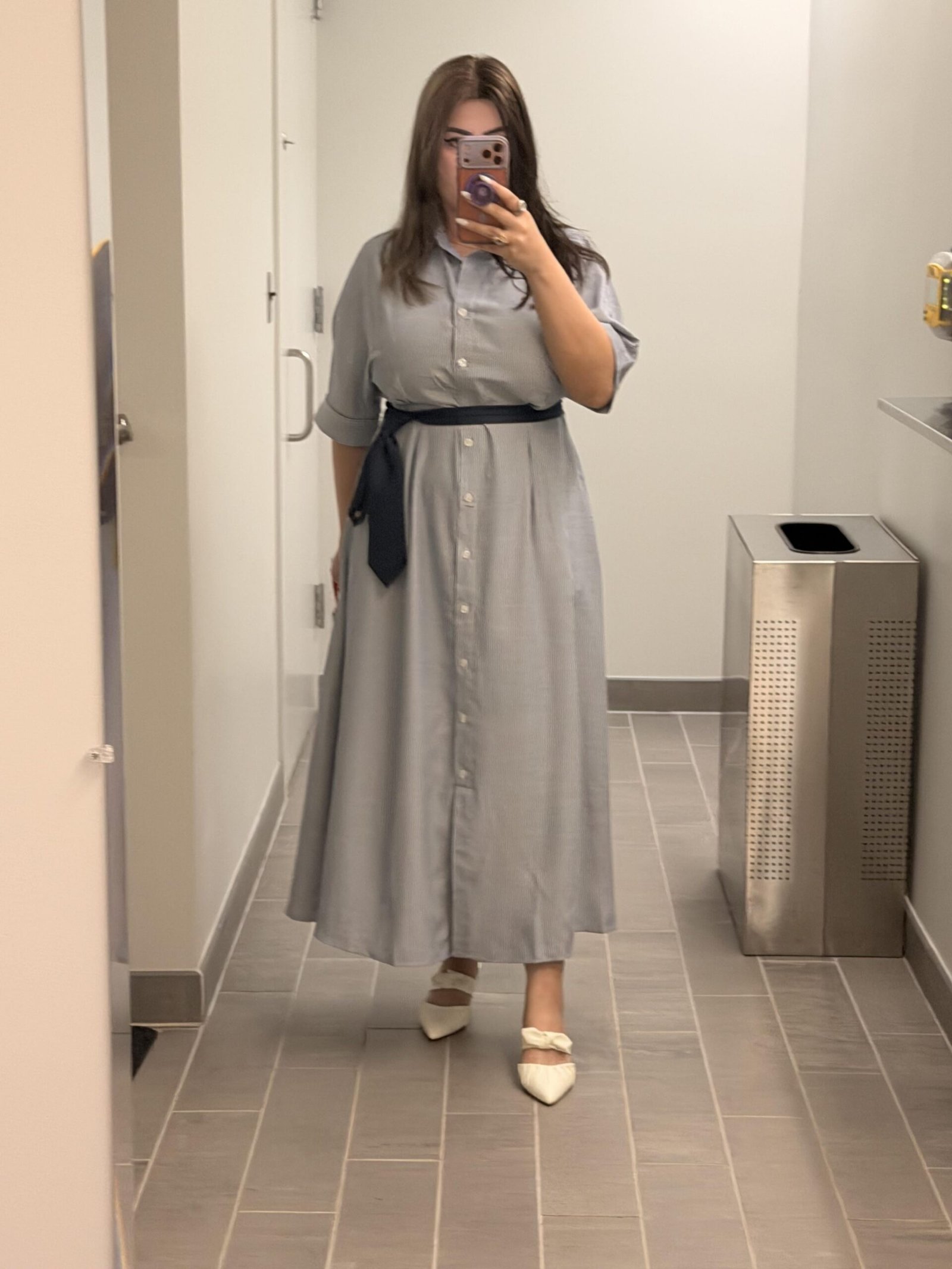 Source: https://www.reddit.com/r/BusinessFashion/comments/1ti2ese/inspired_by_reddit_collar_dress_and_tiebelt/