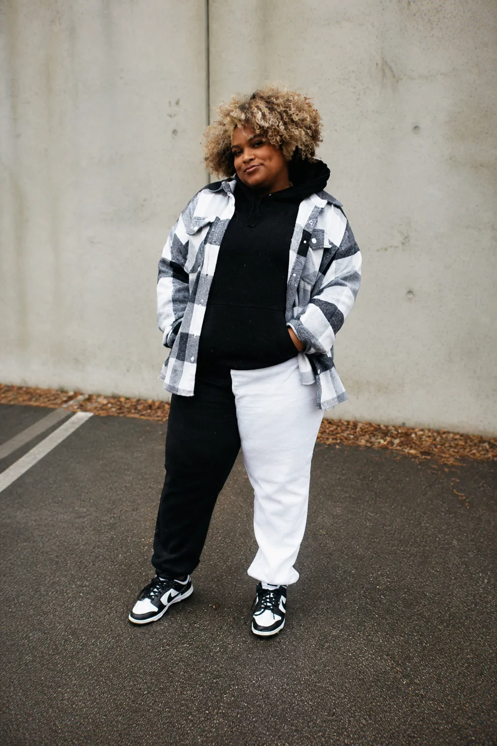 Relaxed Urban Plaid and Split-Leg Denim Style